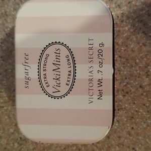 💐Y2K VICTORIA SECRET VICKY MINTS TIN💐